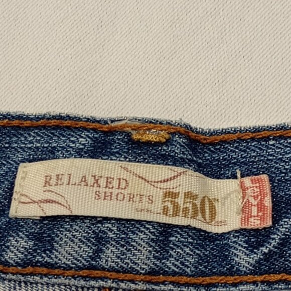 Levi's 550 Relaxed Distressed Shorts Women's Size 10 - Picture 4 of 8